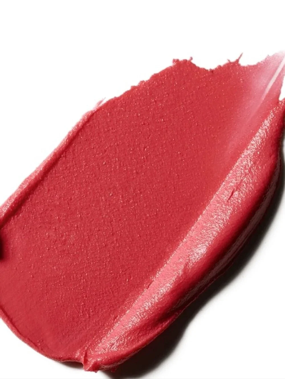 MAC A Little Tamed Powder Kiss Liquid Lipcolour